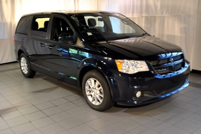 Dodge Grand Caravan 2011 photo 3