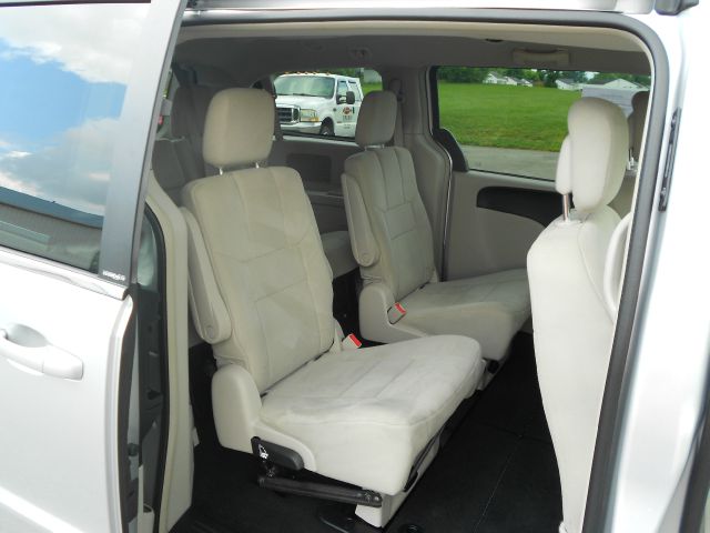 Dodge Grand Caravan 2011 photo 9