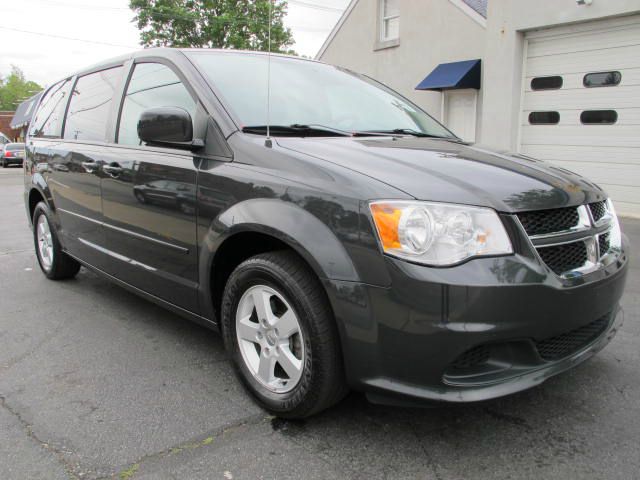 Dodge Grand Caravan 2011 photo 26