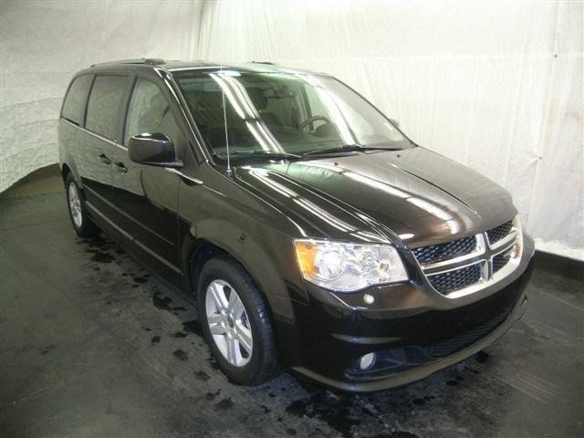 Dodge Grand Caravan 2011 photo 1