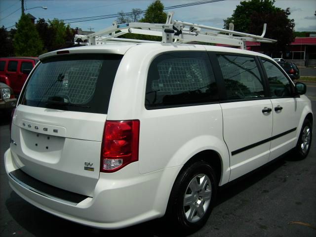 Dodge Grand Caravan 2011 photo 16