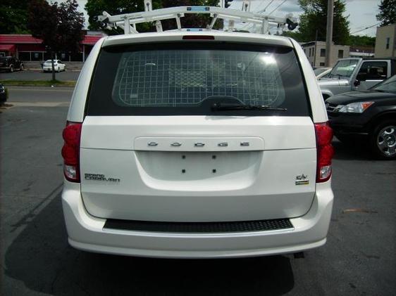 Dodge Grand Caravan 2011 photo 17