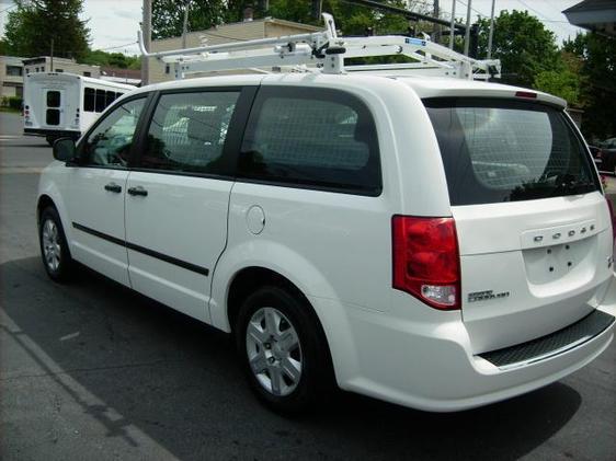 Dodge Grand Caravan 2011 photo 18