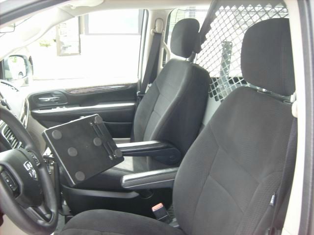 Dodge Grand Caravan 2011 photo 25