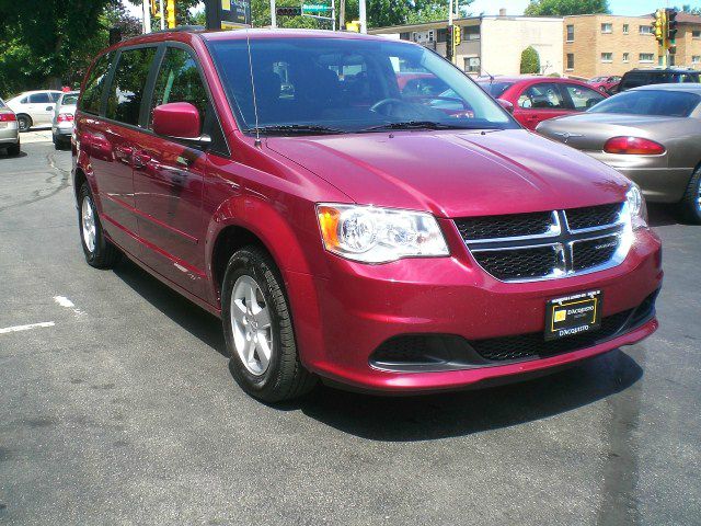 Dodge Grand Caravan 2011 photo 2