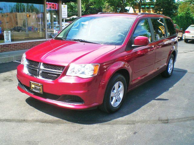 Dodge Grand Caravan 2011 photo 4