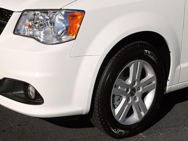 Dodge Grand Caravan 2012 photo 2