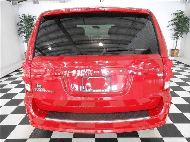 Dodge Grand Caravan 2012 photo 1