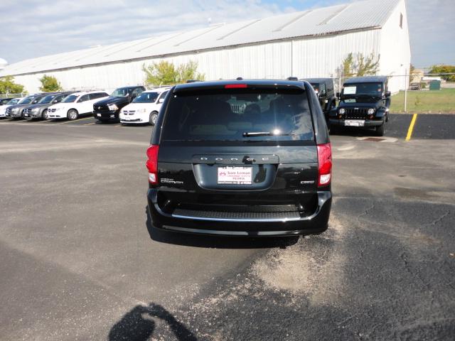 Dodge Grand Caravan 2012 photo 3