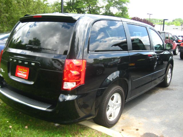 Dodge Grand Caravan 2012 photo 1