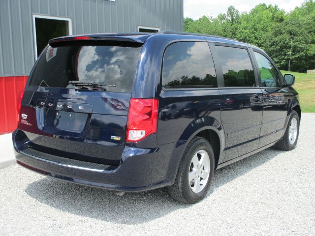 Dodge Grand Caravan 2012 photo 2