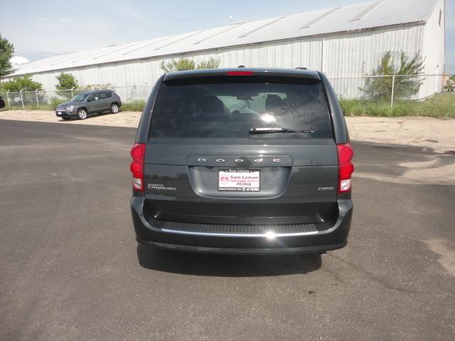 Dodge Grand Caravan 2012 photo 3