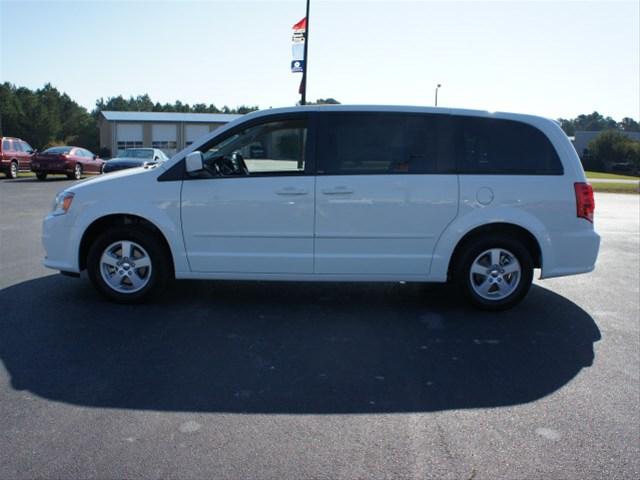 Dodge Grand Caravan 2012 photo 1