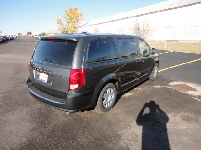 Dodge Grand Caravan 2012 photo 2