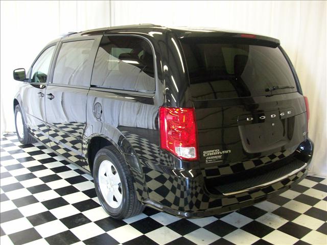 Dodge Grand Caravan 2012 photo 1