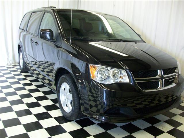 Dodge Grand Caravan 2012 photo 2