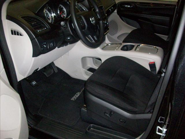 Dodge Grand Caravan 2012 photo 5