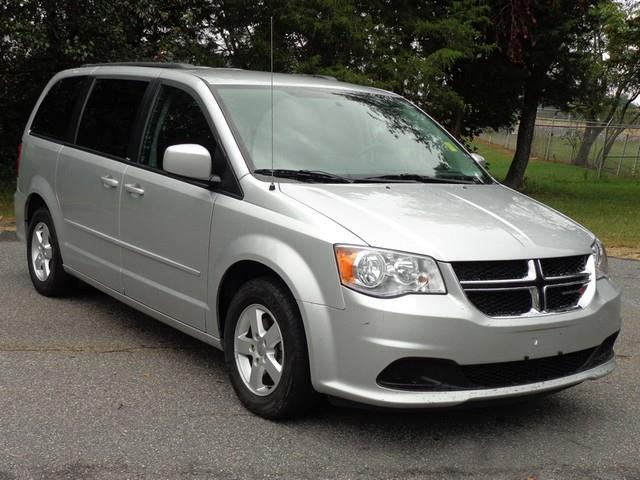 Dodge Grand Caravan 2012 photo 2