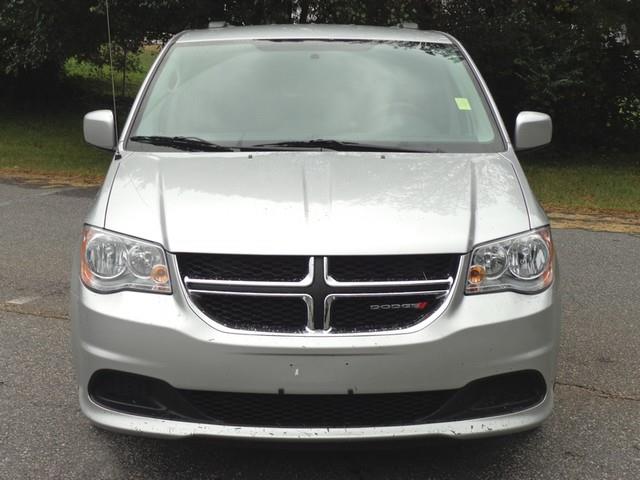 Dodge Grand Caravan 2012 photo 3