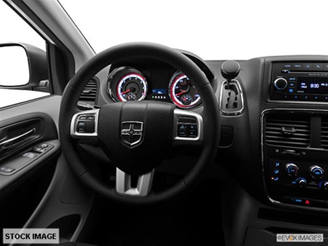 Dodge Grand Caravan 2012 photo 9