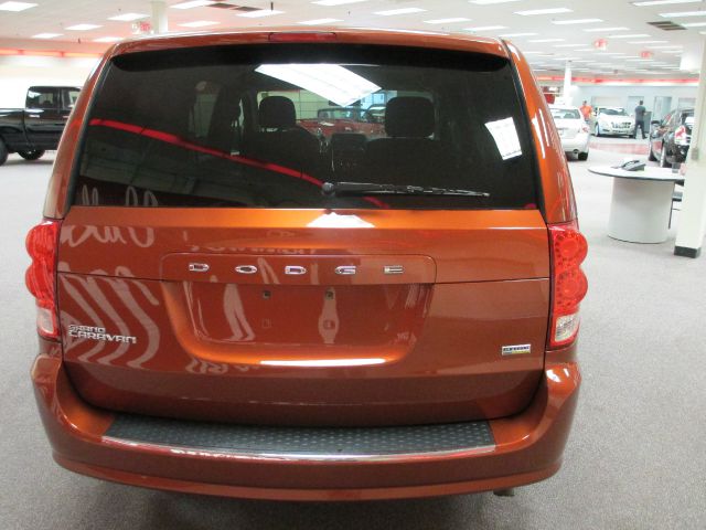 Dodge Grand Caravan 2012 photo 4