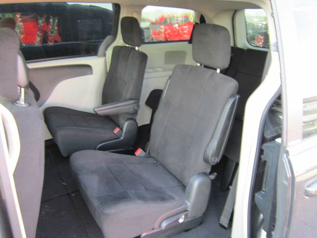 Dodge Grand Caravan 2012 photo 6