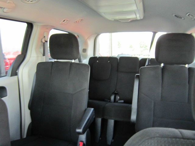 Dodge Grand Caravan 2012 photo 8