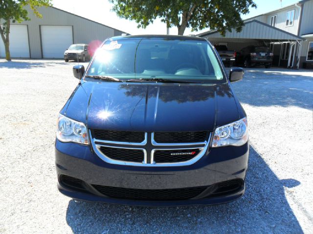 Dodge Grand Caravan 2012 photo 2