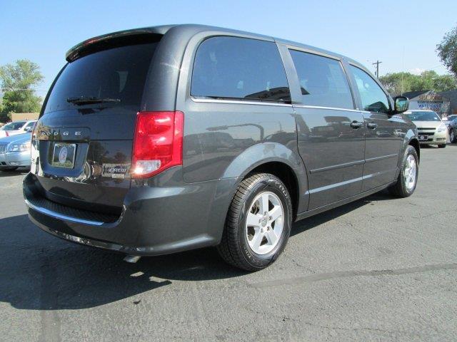 Dodge Grand Caravan 2012 photo 13