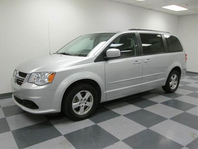 Dodge Grand Caravan 2012 photo 3