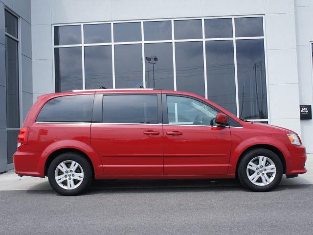 Dodge Grand Caravan 2012 photo 1