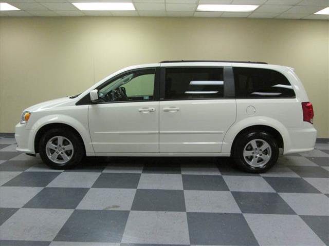 Dodge Grand Caravan 2012 photo 7