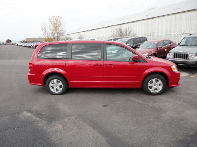 Dodge Grand Caravan 2012 photo 1