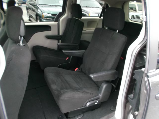 Dodge Grand Caravan 2012 photo 17