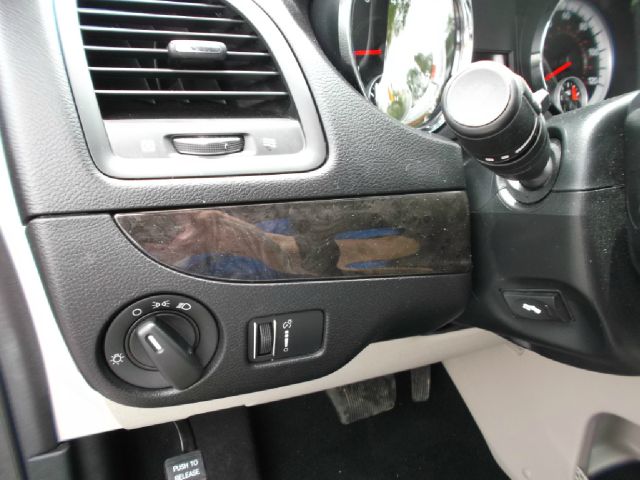 Dodge Grand Caravan 2012 photo 6