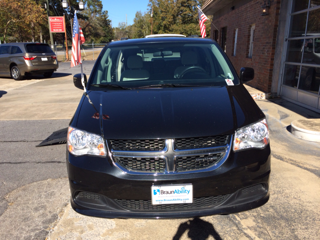 Dodge Grand Caravan 2012 photo 1