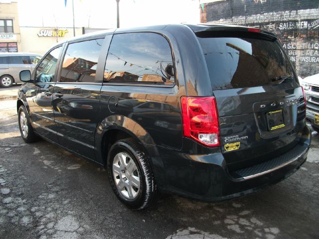 Dodge Grand Caravan 2012 photo 3