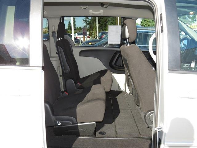 Dodge Grand Caravan 2012 photo 25