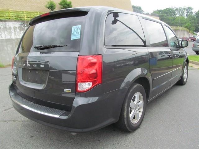 Dodge Grand Caravan 2012 photo 16