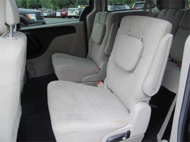 Dodge Grand Caravan 2012 photo 20