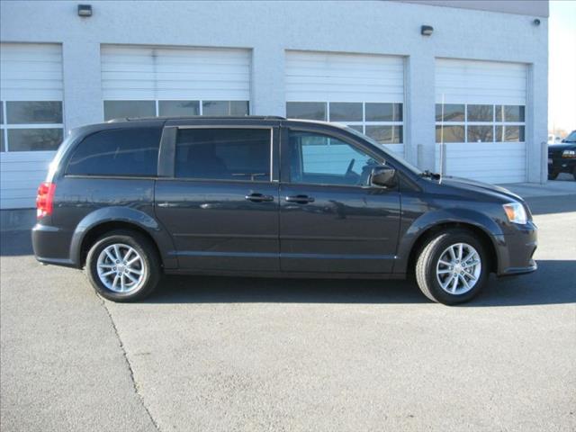 Dodge Grand Caravan 2013 photo 1