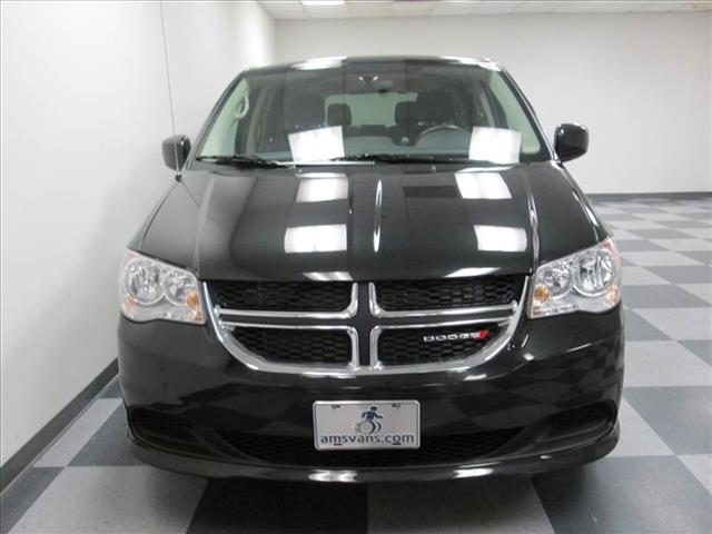 Dodge Grand Caravan 2013 photo 3