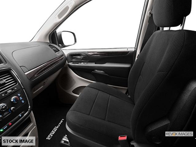 Dodge Grand Caravan 2013 photo 3