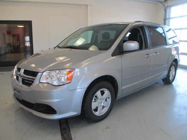 Dodge Grand Caravan 2013 photo 2