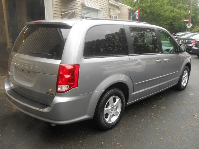 Dodge Grand Caravan 2013 photo 11