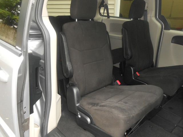 Dodge Grand Caravan 2013 photo 3