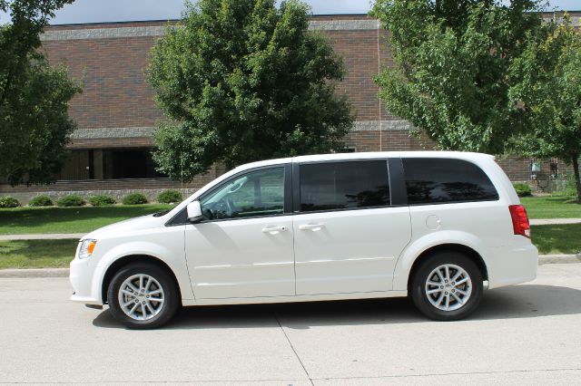 Dodge Grand Caravan 2013 photo 4