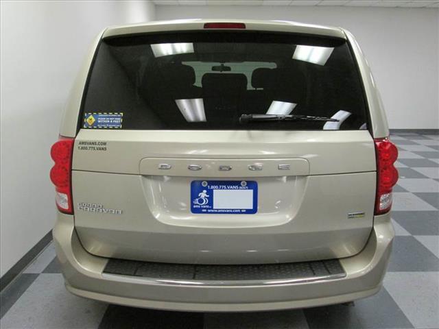 Dodge Grand Caravan 2013 photo 2