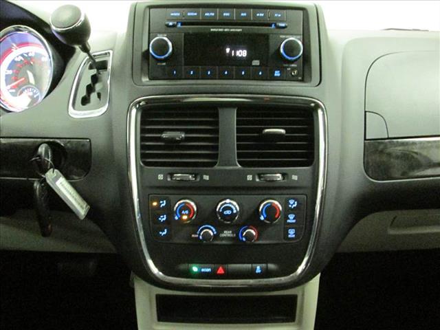 Dodge Grand Caravan 2013 photo 4