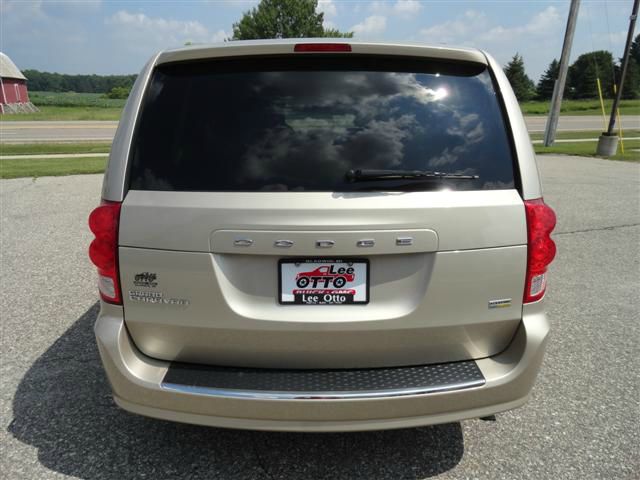 Dodge Grand Caravan 2013 photo 1